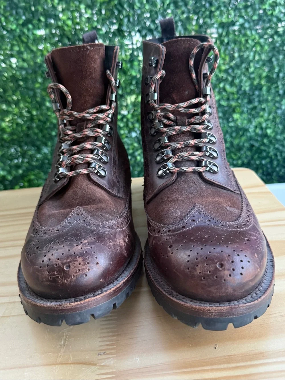 Frye reposhing these